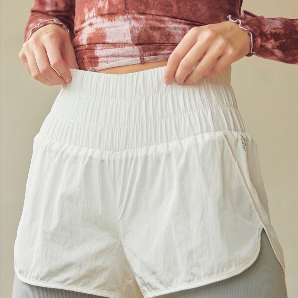🤍Free People The Way Home Shorts🤍